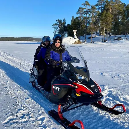 Hillhouse A & B * Ivalo