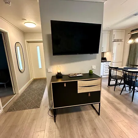 Hillhouse A & B * Ivalo