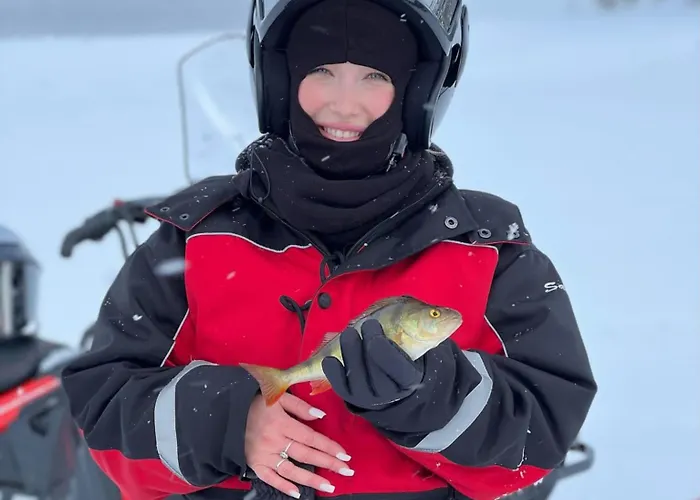 펜션 Hillhouse A & B 이발로