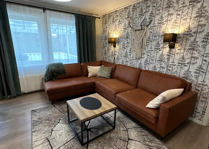 Дом отдыха Hillhouse A & B