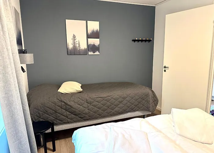 Hillhouse A & B Ивало